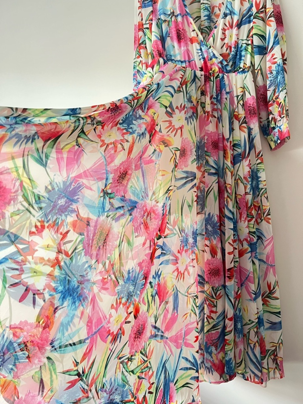 HAODUOYI Floral Wrap Maxi Dress in Cream, Pink and Blue - Picture 8 of 14